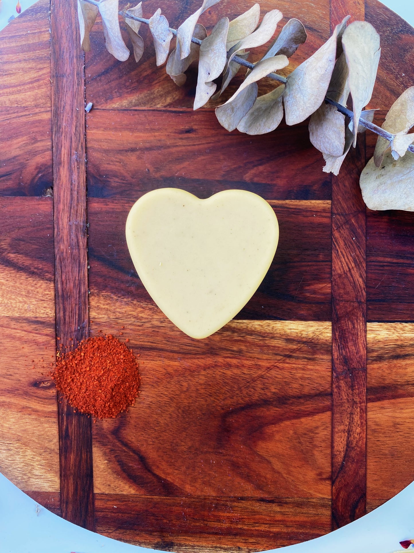 Cuore di Sapone { Orange & Lemongrass Heart Body Soap} 110 gr approximately